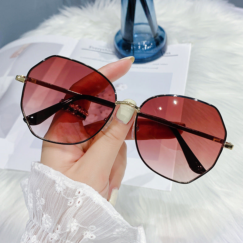 Women’s Polarized Fashion Sunglasses – UV Protection Resin Lens, Metal Frame