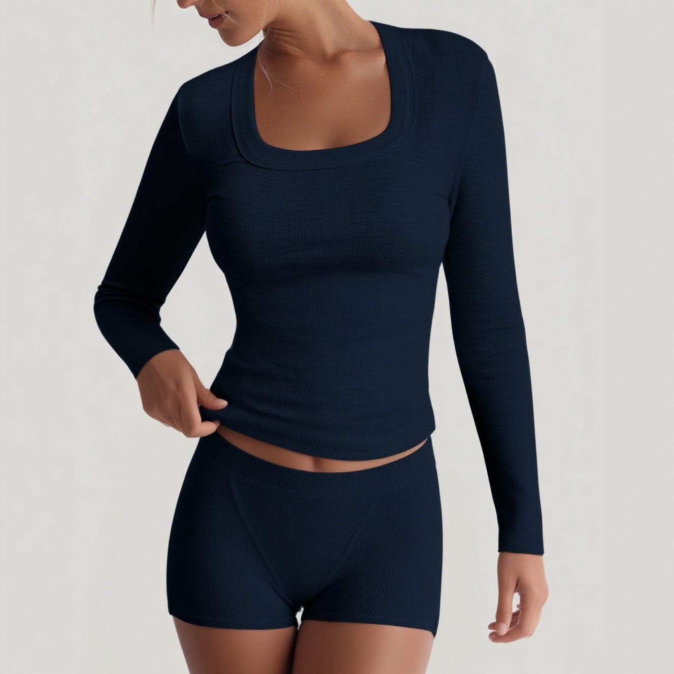 Sports Yoga Set – Long Sleeve Crop Top & High Waist Shorts | Seamless Activewear
