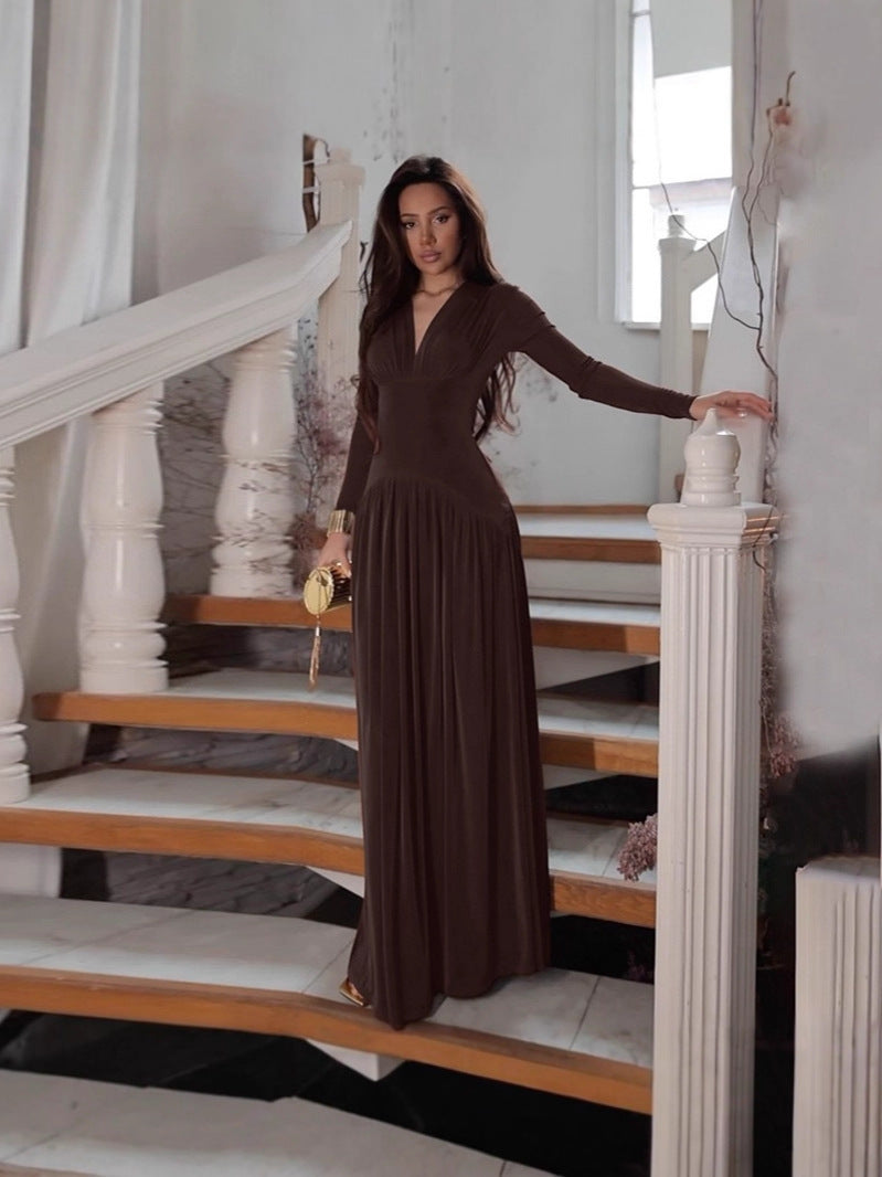 Elegant Long Sleeve Maxi Dress with Pleated Skirt