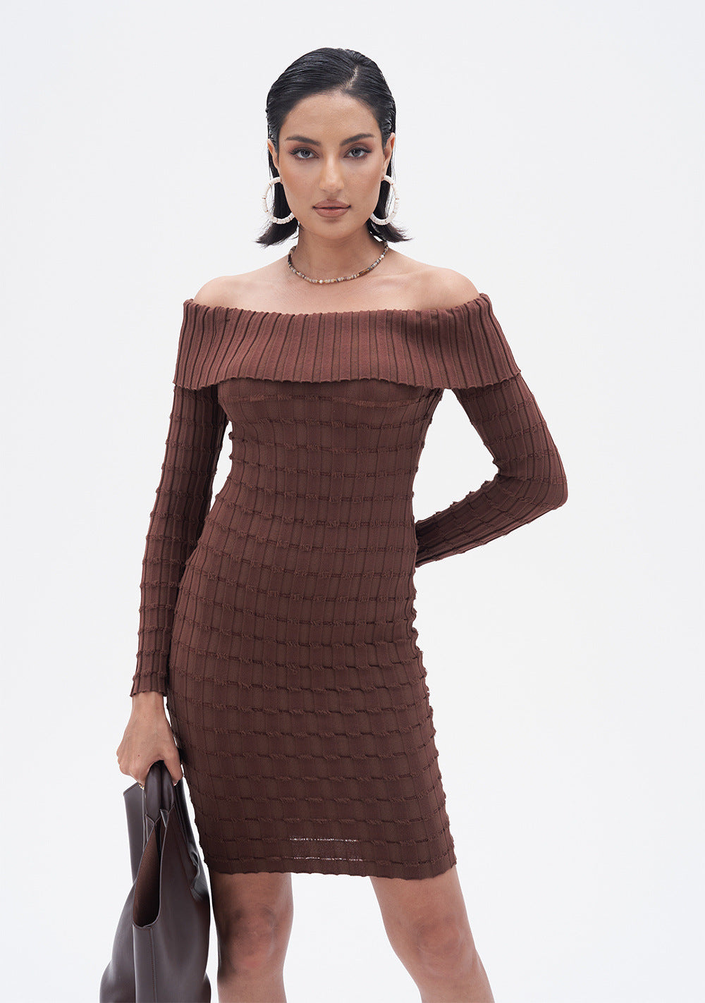 Chic Off-Shoulder Knitted Bodycon Dress – Elegant Slim Fit